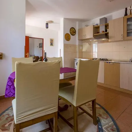 In With Two-bedrooms 1 Апартаменты